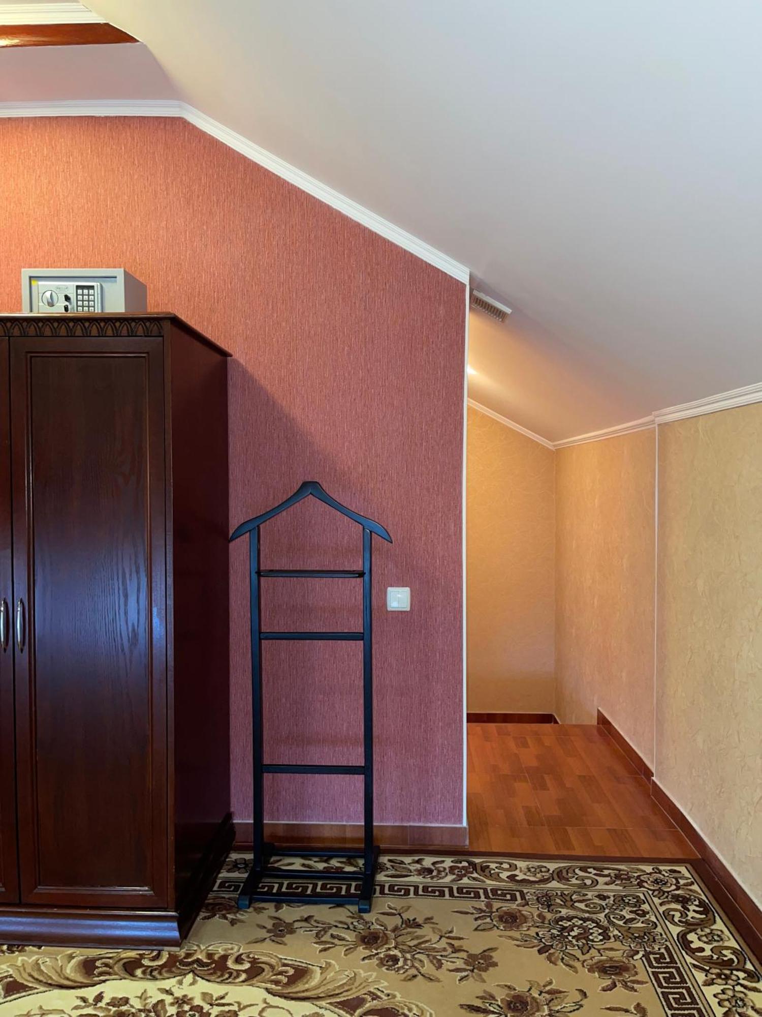 Vila Muntenia Hotel Chisinau Eksteriør bilde